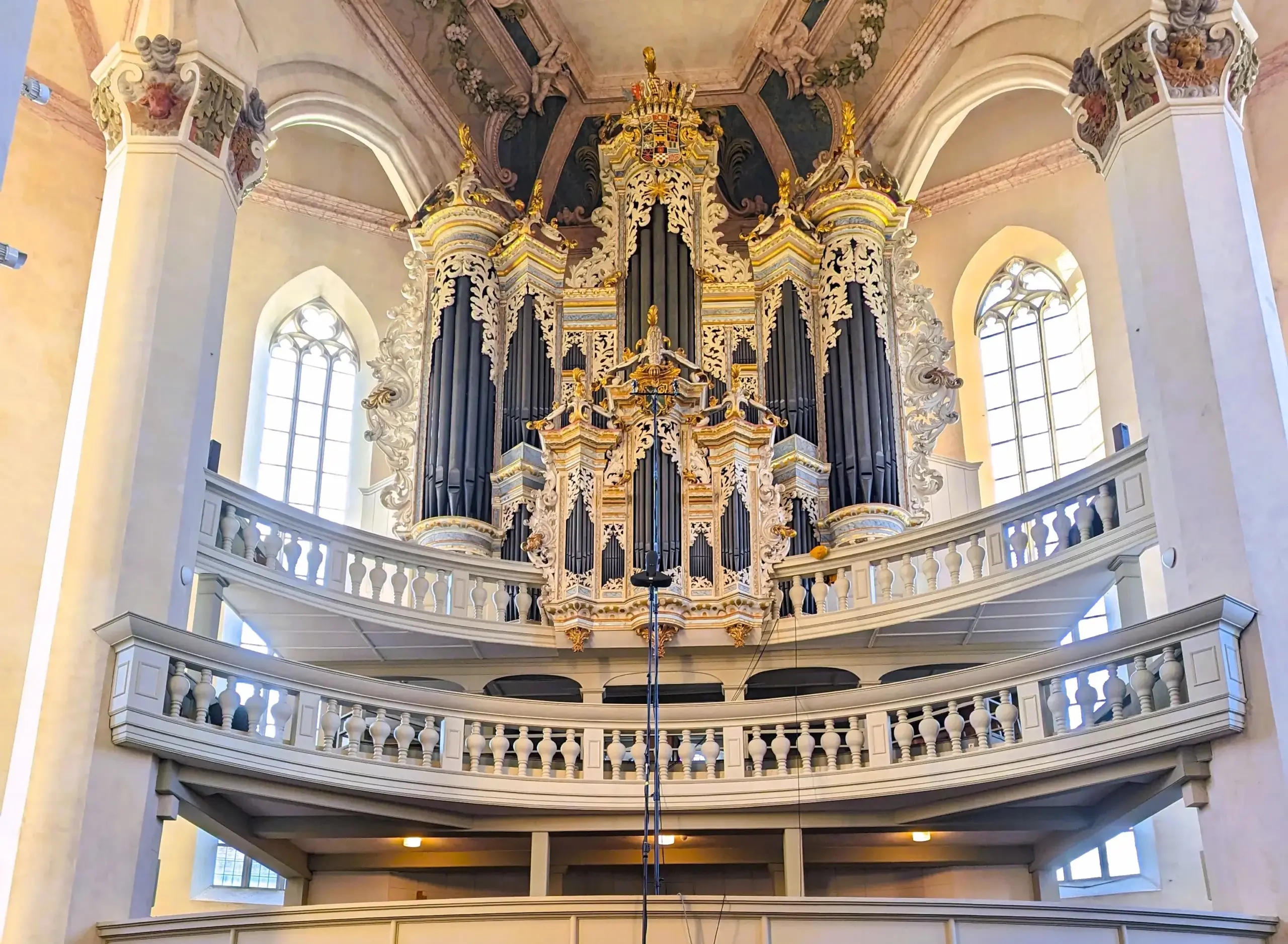 Orgel-Produktion mit dem Organisten Martin Schmeding in der Stadtkirche St. Wenzel (Naumburg an der Saale) an der historischen Hildebrandt-Orgel von 1746, die von Johann Sebastian Bach und Gottfried Silbermann persönlich abgenommen wurde