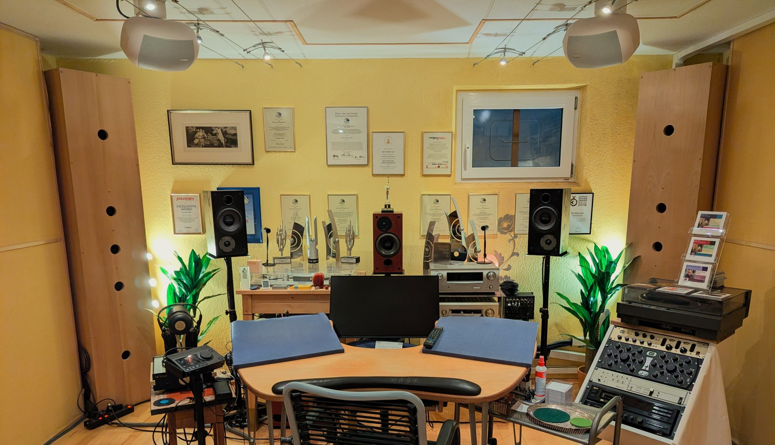 A look inside the Cybele Studio